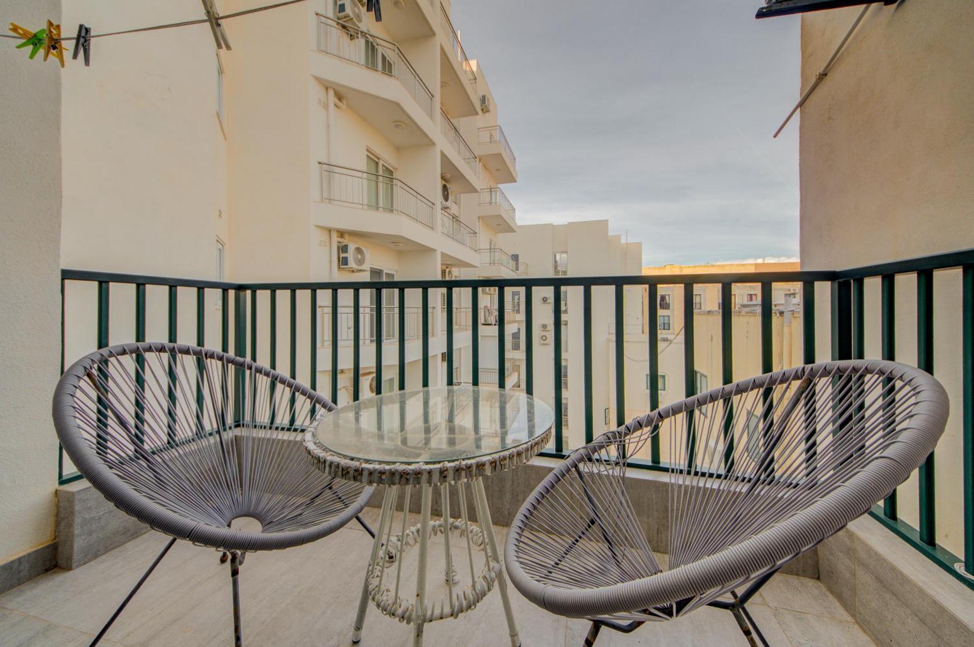 סיינט פול ביי Top Floor Apt With Common Pool Close To All Amenities מראה חיצוני תמונה