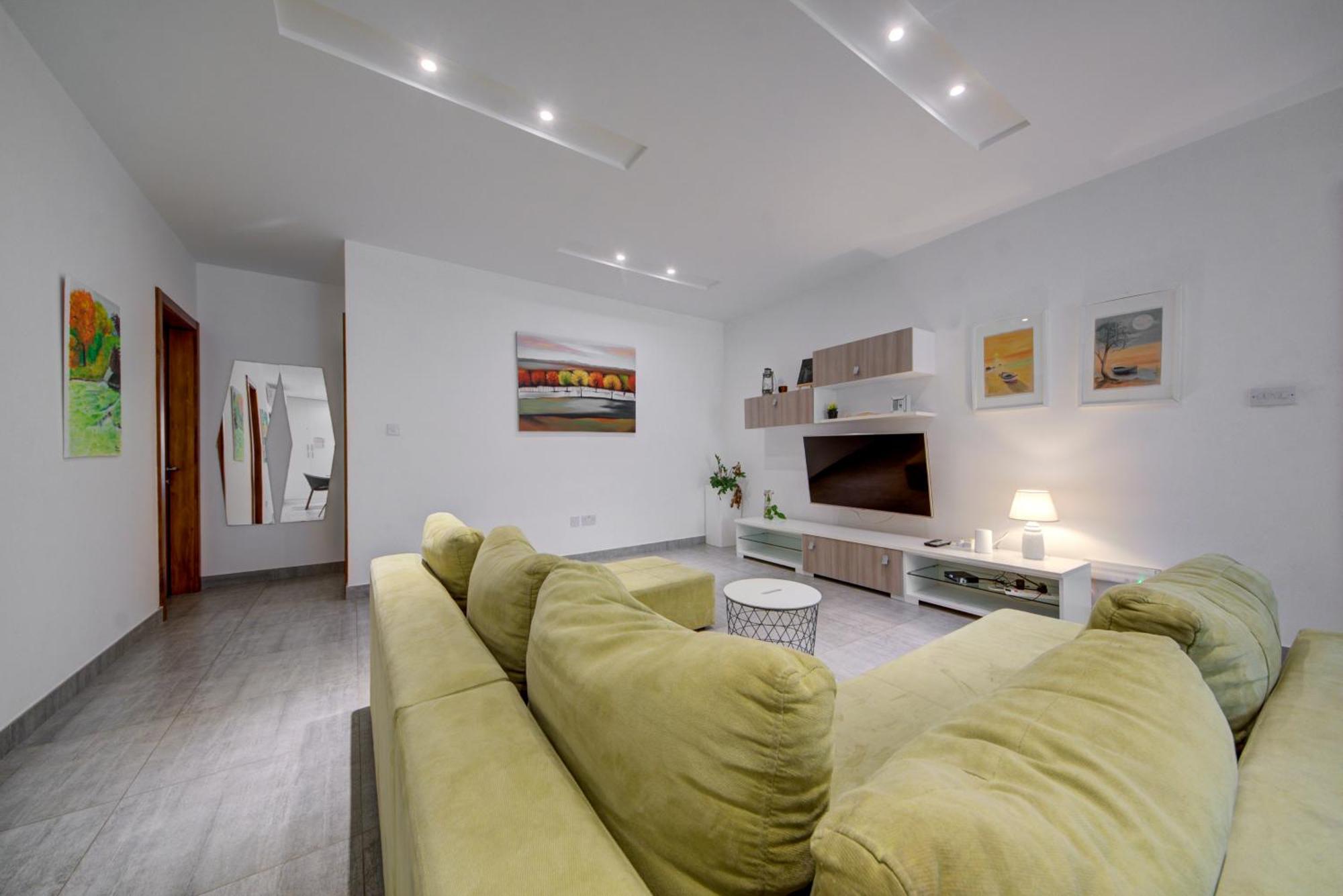 סיינט פול ביי Top Floor Apt With Common Pool Close To All Amenities מראה חיצוני תמונה
