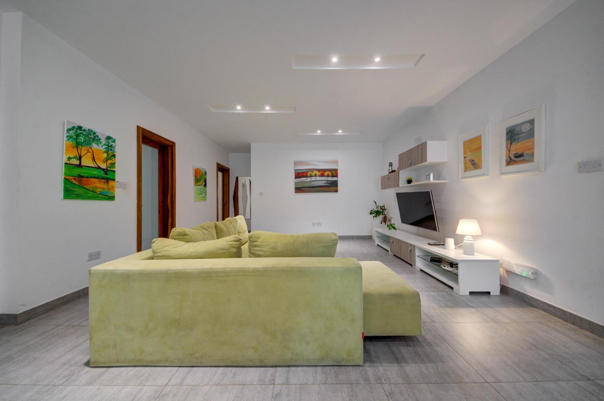 סיינט פול ביי Top Floor Apt With Common Pool Close To All Amenities מראה חיצוני תמונה