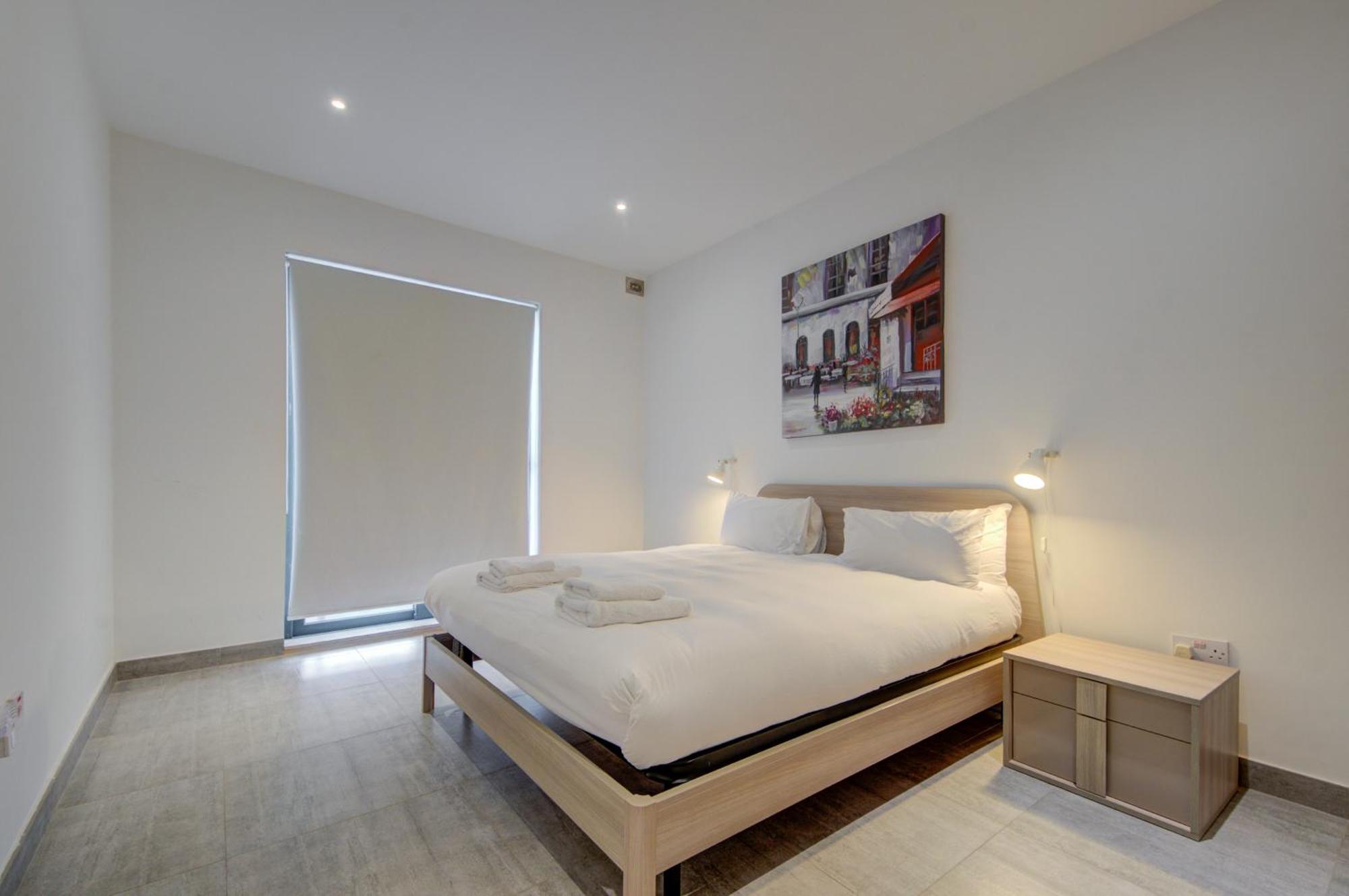 סיינט פול ביי Top Floor Apt With Common Pool Close To All Amenities מראה חיצוני תמונה
