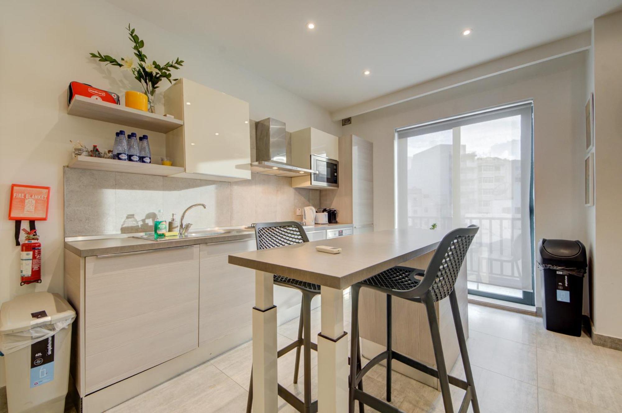 סיינט פול ביי Top Floor Apt With Common Pool Close To All Amenities מראה חיצוני תמונה
