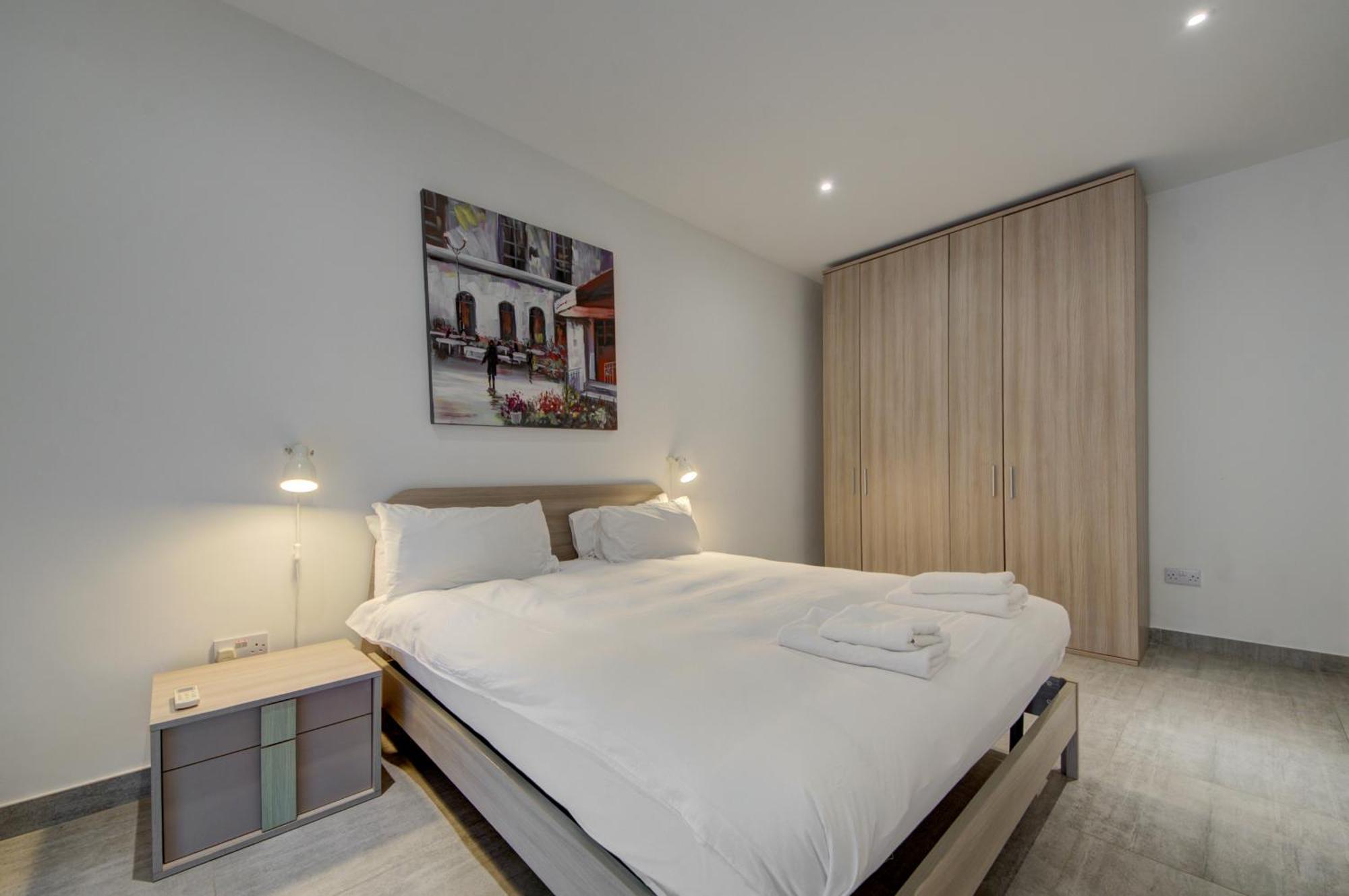 סיינט פול ביי Top Floor Apt With Common Pool Close To All Amenities מראה חיצוני תמונה