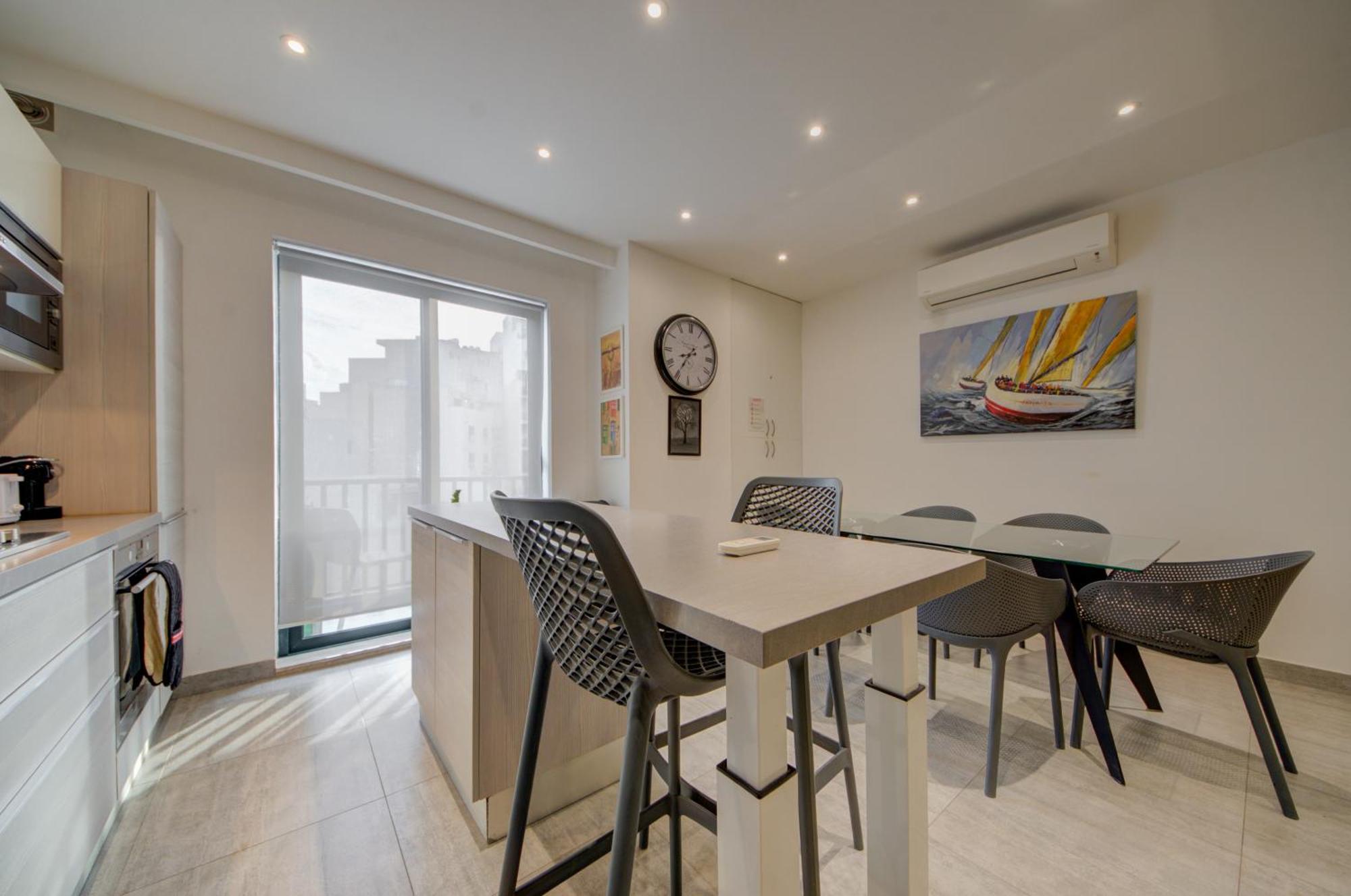 סיינט פול ביי Top Floor Apt With Common Pool Close To All Amenities מראה חיצוני תמונה